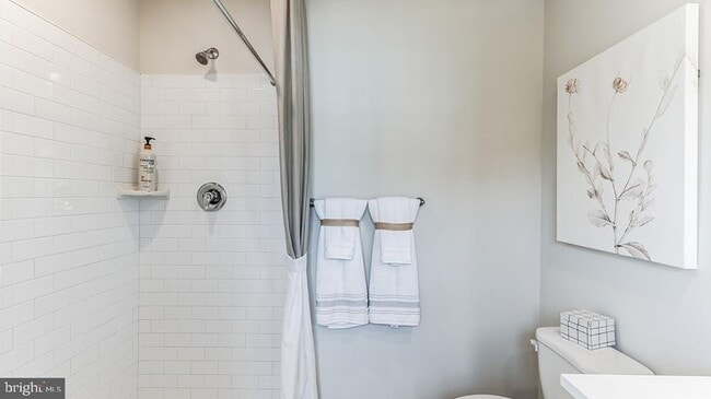 Building Photo - 114 Jonagold Dr