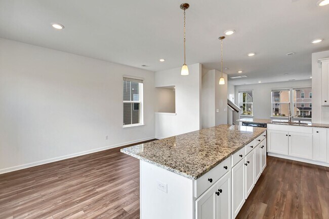 Building Photo - Recess Pointe’s One and Only Duplex! 3 Sto...