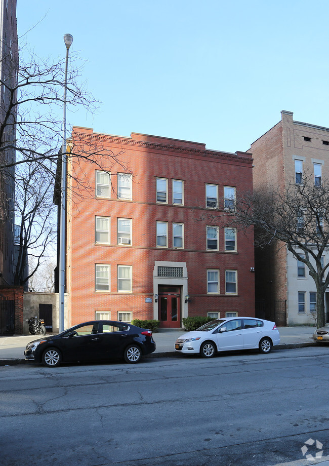 Building Photo - 252 state street