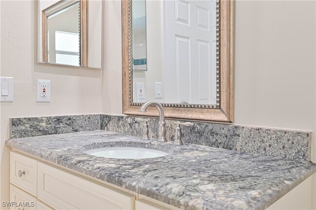Building Photo - 9031 Harvestwood Ct