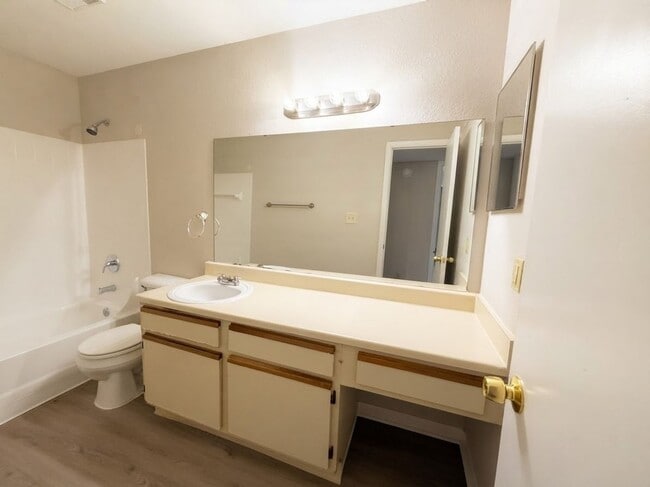 Building Photo - Regency Gardens B308 - Regency Gardens B308