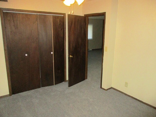Building Photo - 1004 Charlotte Dr