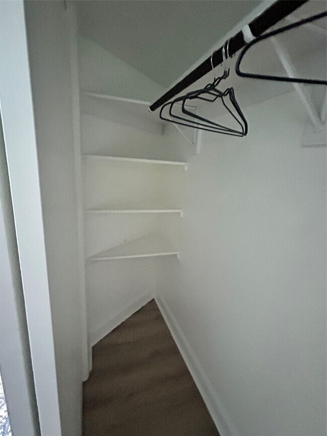 Building Photo - 30 Harbour Ln