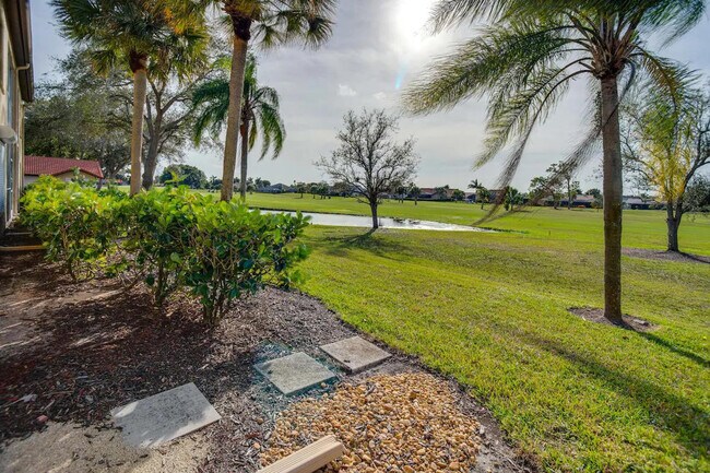 Building Photo - 9851 Costa Mesa Ln