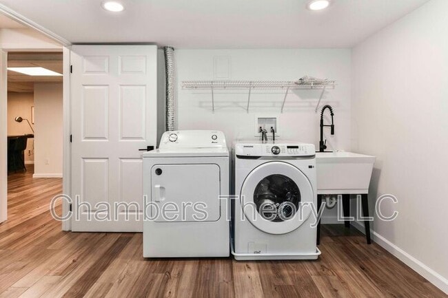 Building Photo - 4706 8th Rd S