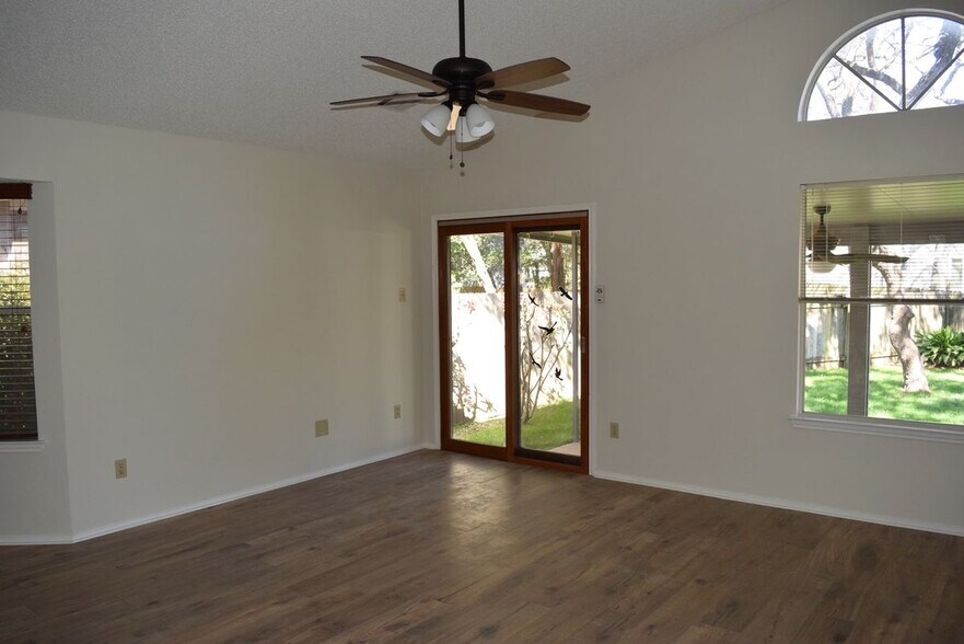 Building Photo - 7805 Kincheon Ct