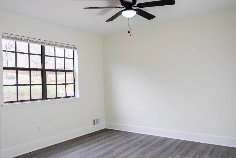 Building Photo - 5201 Sunset Trail