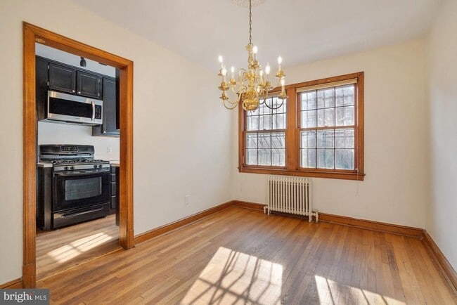 Building Photo - 1403 K St SE