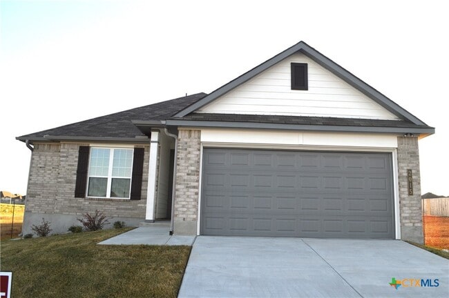 Primary Photo - 2015 Filmore Cv