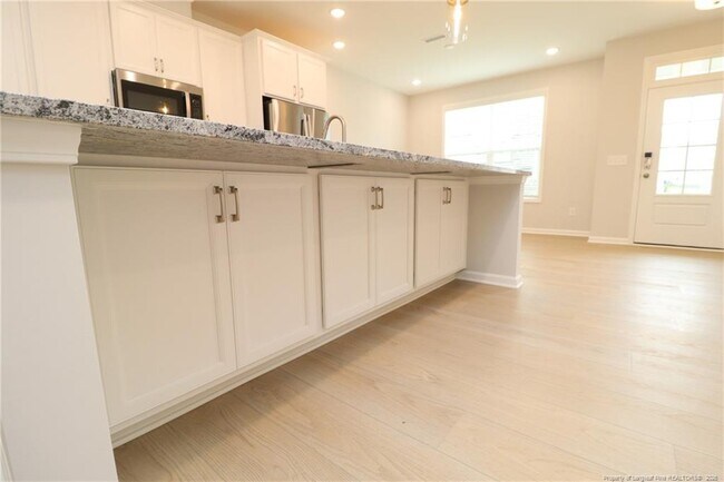 Building Photo - 3131 Cathedral Comb Dr