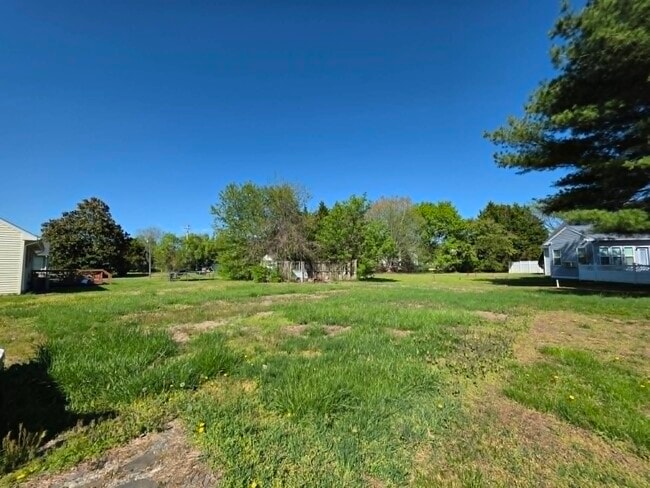 Building Photo - 1405 Bantry Ln