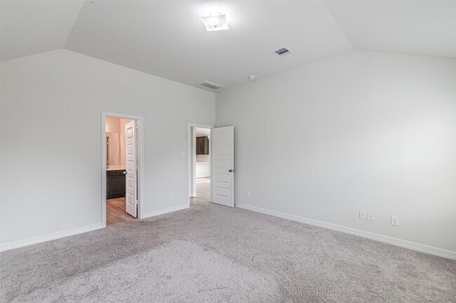 Building Photo - 7431 Sail Hl Dr