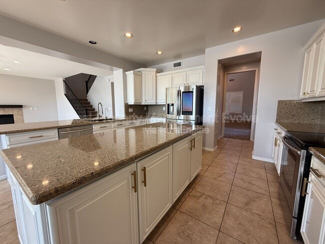 Building Photo - 4287 S Kimberlee Dr