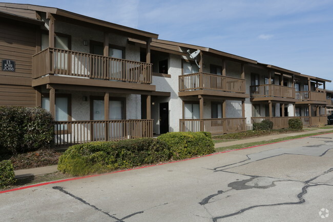 Building Photo - Richland Village Apartments