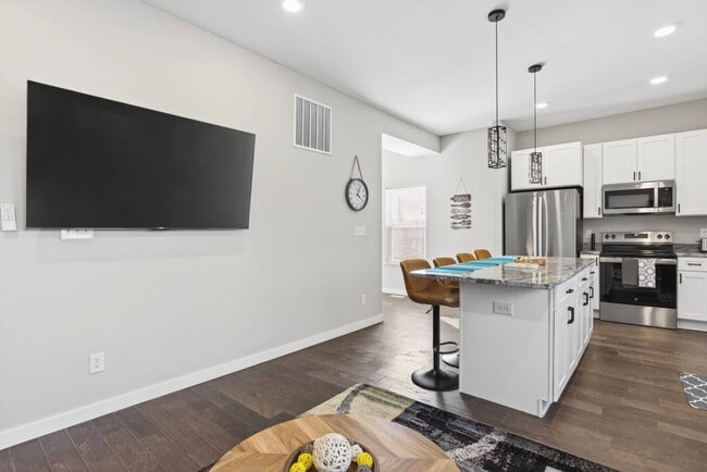 Building Photo - 518 Prospect St