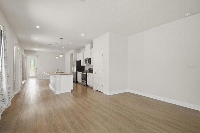 Building Photo - 19056 Heavenside Ct