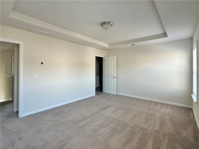 Building Photo - 3658 Hidden Valley Cir