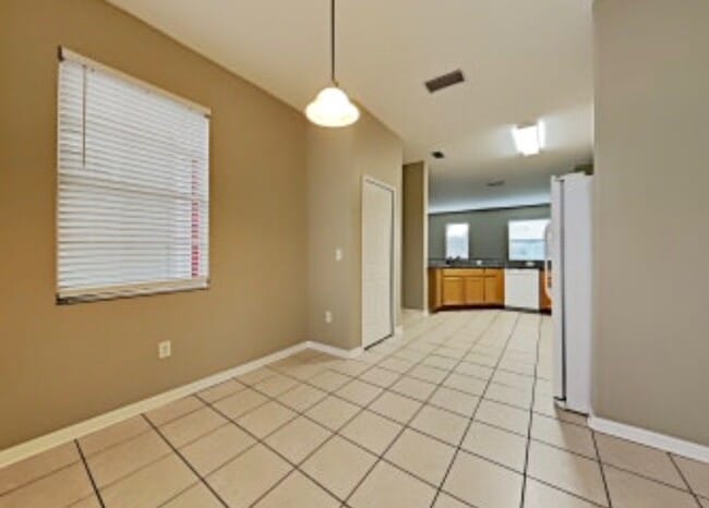 Building Photo - 3041 Hanna Ct
