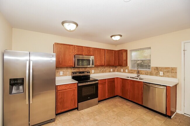 Building Photo - 271 Morning Dew Dr