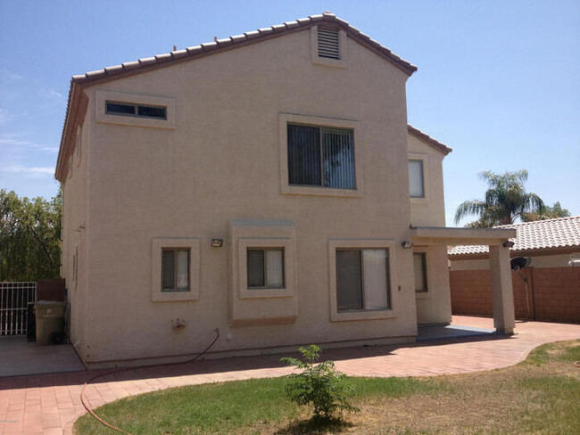 Building Photo - Fabulous 4-Bedroom, 2.5 Bathroom House in ...