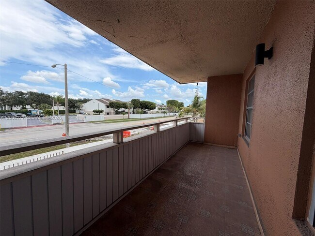 Building Photo - 17650 NW 68th Ave