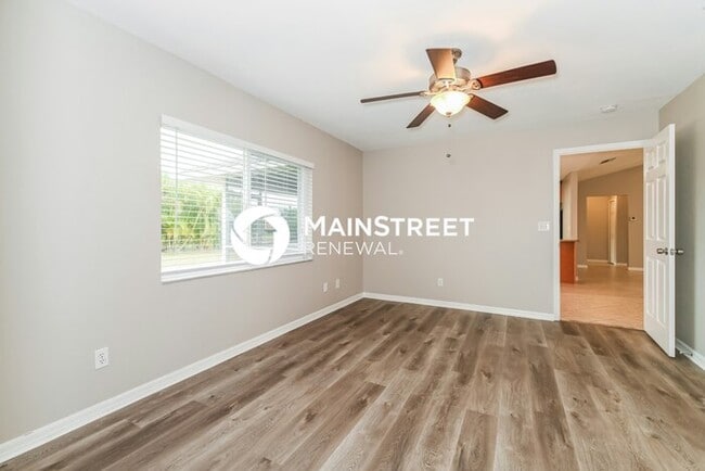 Building Photo - 3 Bedroom Pet-Friendly Home in CAPE CORAL,...