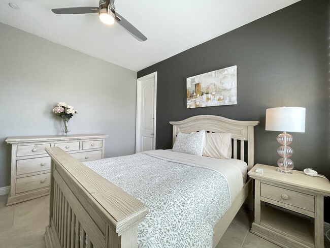 4th Bedroom | Full Mattress - 73670 Kandinsky Way