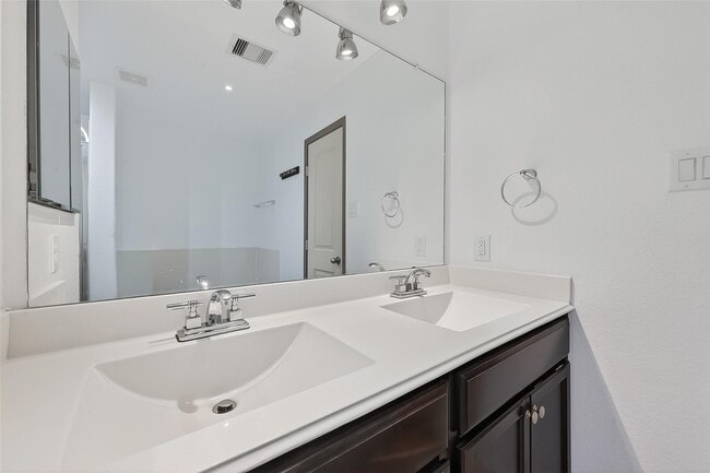 Building Photo - 9322 Limestone Ranch Ln