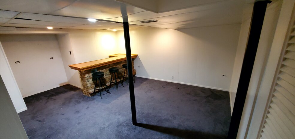 Building Photo - 1576 Dundee Dr