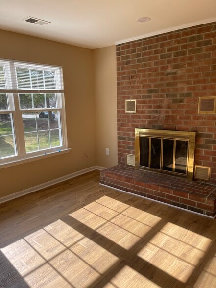 Building Photo - 2846 Lester Lee Ct