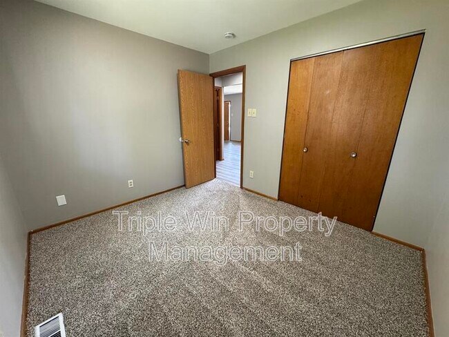 Building Photo - 515 Patterson Ln