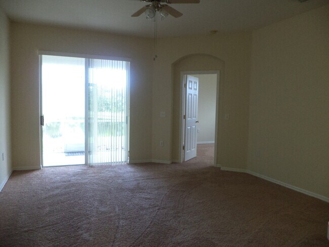 Building Photo - MEADOW POINTE - LONGLEAF