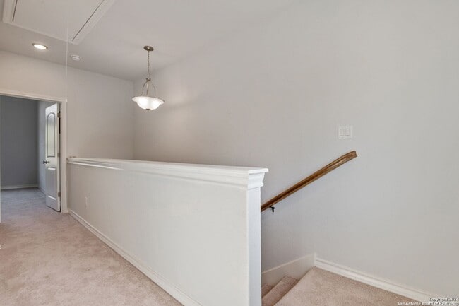 Building Photo - 139 San Salvador Ave