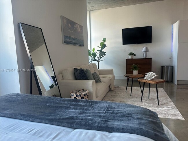 Building Photo - 133 NE 2nd Ave