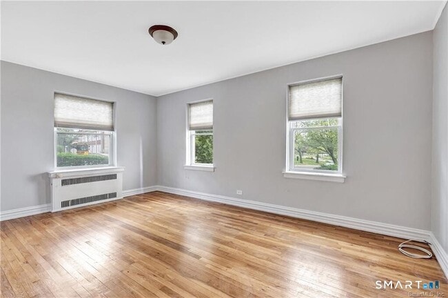 Building Photo - 70 Strawberry Hill Ave