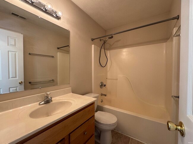 Building Photo - 7131 Greenlake Dr