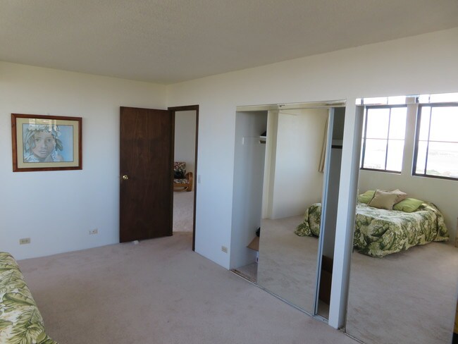 Bedroom - 98-487 Koauka Loop