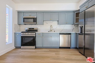 Building Photo - 10801 Kling St