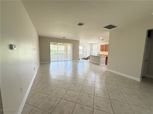 Building Photo - 4954 Iron Horse Way
