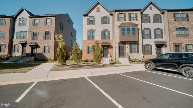 Building Photo - 2630 Jetstream Rd