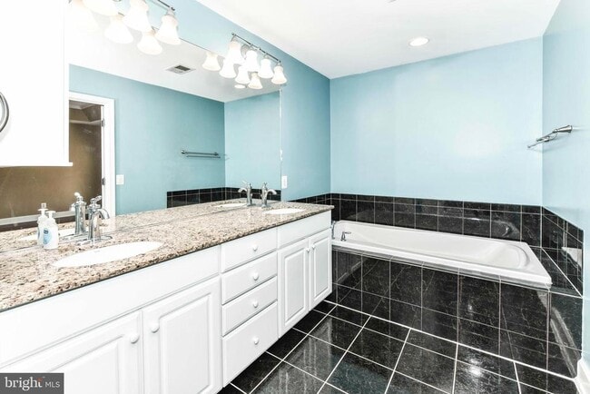 Building Photo - 42832 Bittner Square