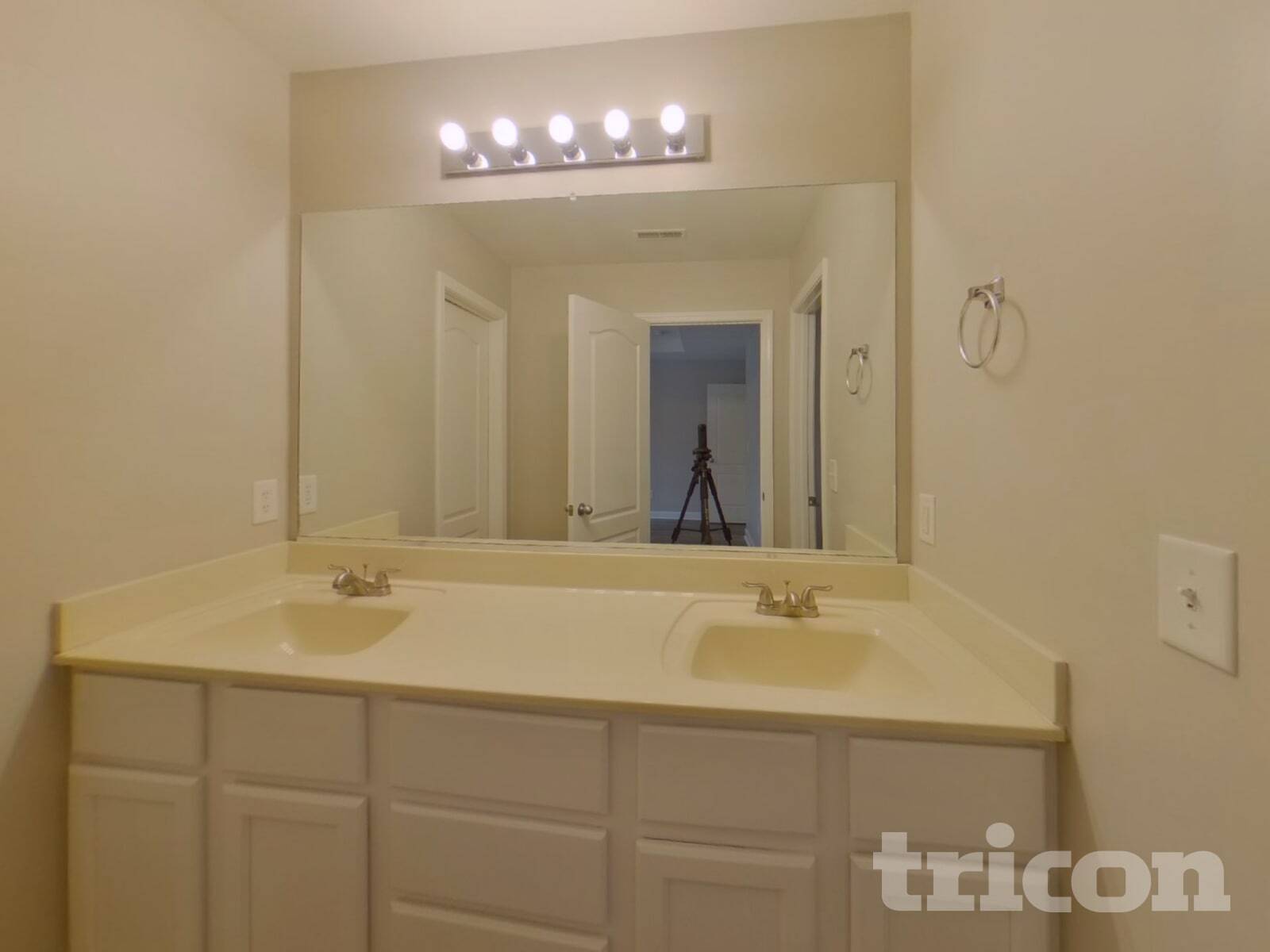 Building Photo - 5003 Morning Dove Ln