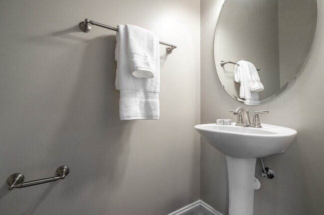 Building Photo - 719 Transom View Way