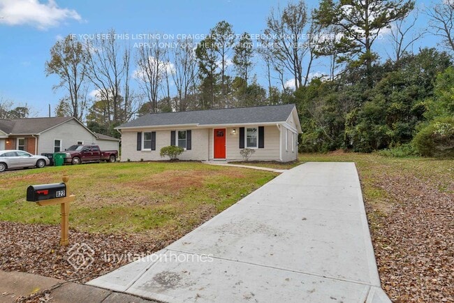 Building Photo - 822 Dedmon Dr