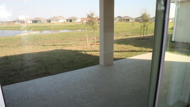 Building Photo - 1806 Veterans Dr.
