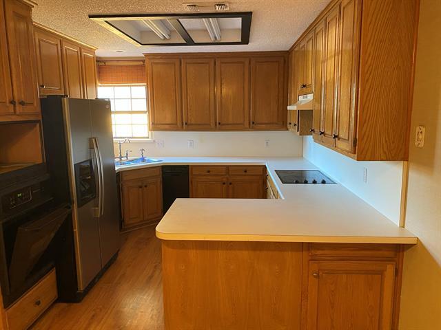 Building Photo - 8208 Willow Glen Ct