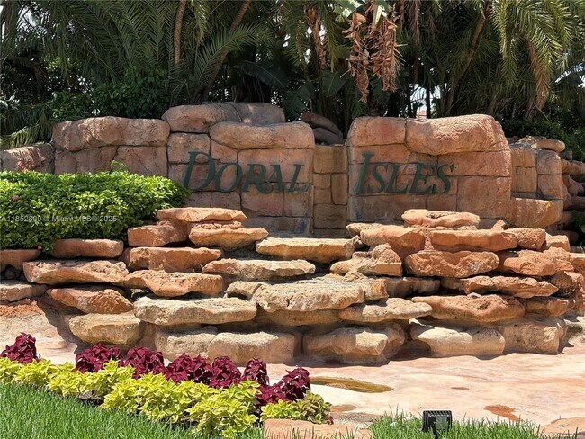 Primary Photo - 10730 NW 66th St