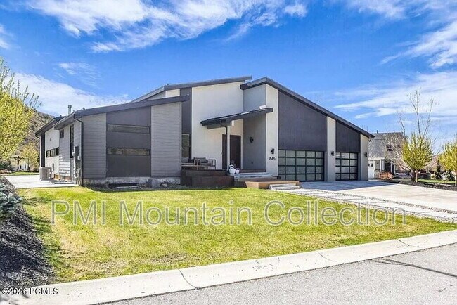 Building Photo - 846 E 270 S