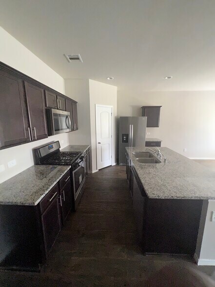 Building Photo - 23627 Blodgett Peak Trl