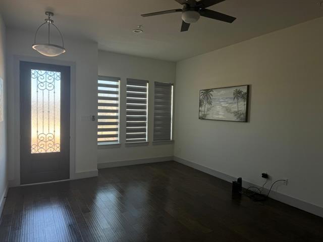 Building Photo - 6043 Rivendell Dr